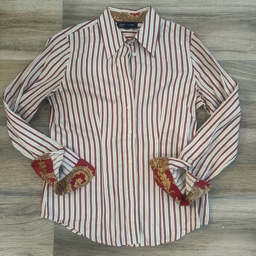 Jones New York button down shirt